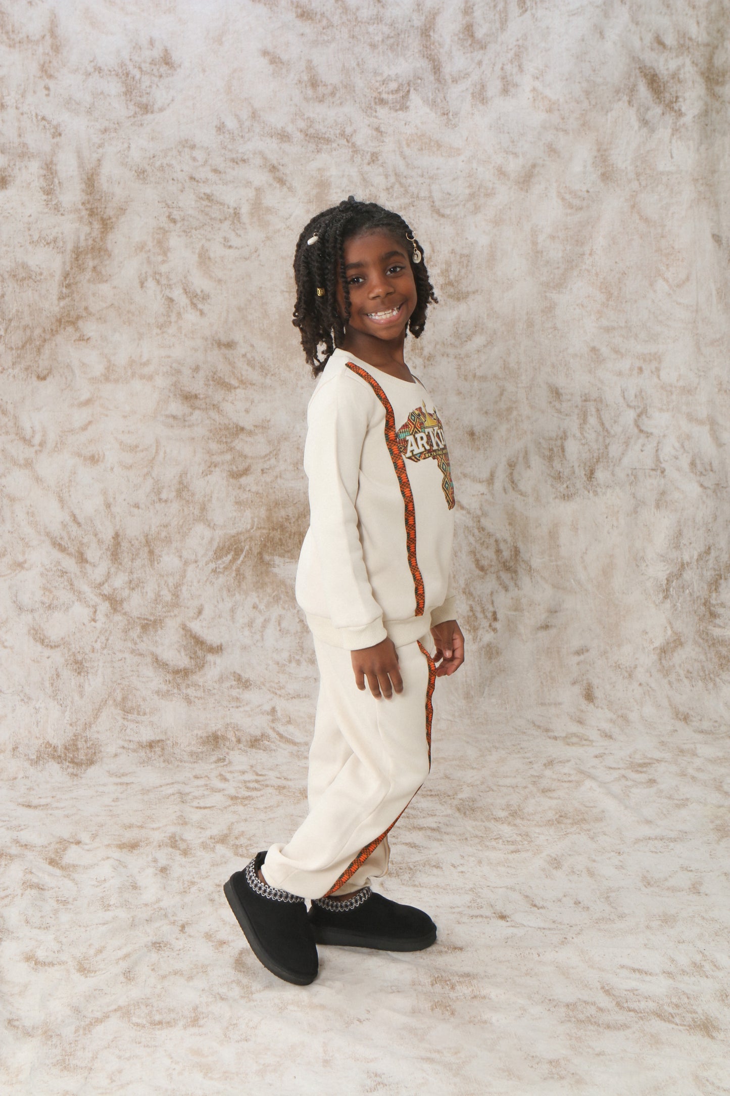 ArtK1NGS Kids Crewneck Sweatsuit